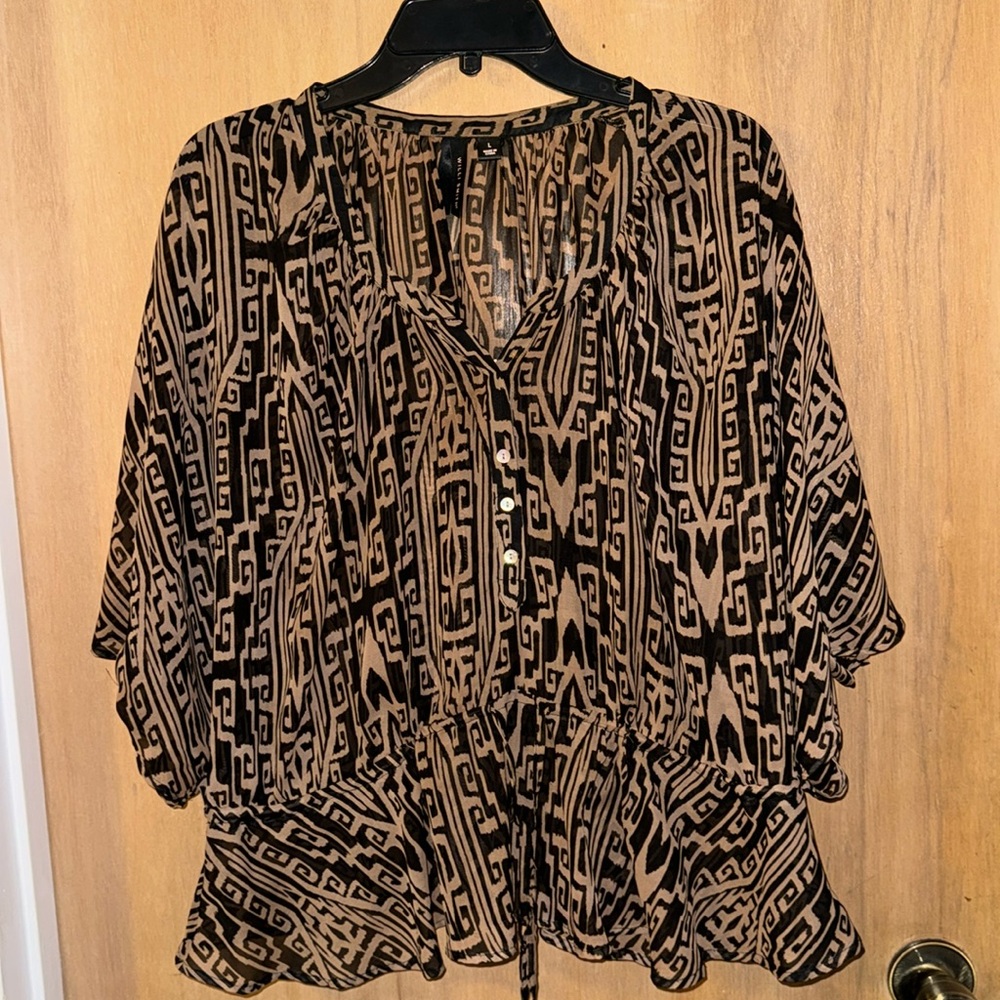 Willi Smith top